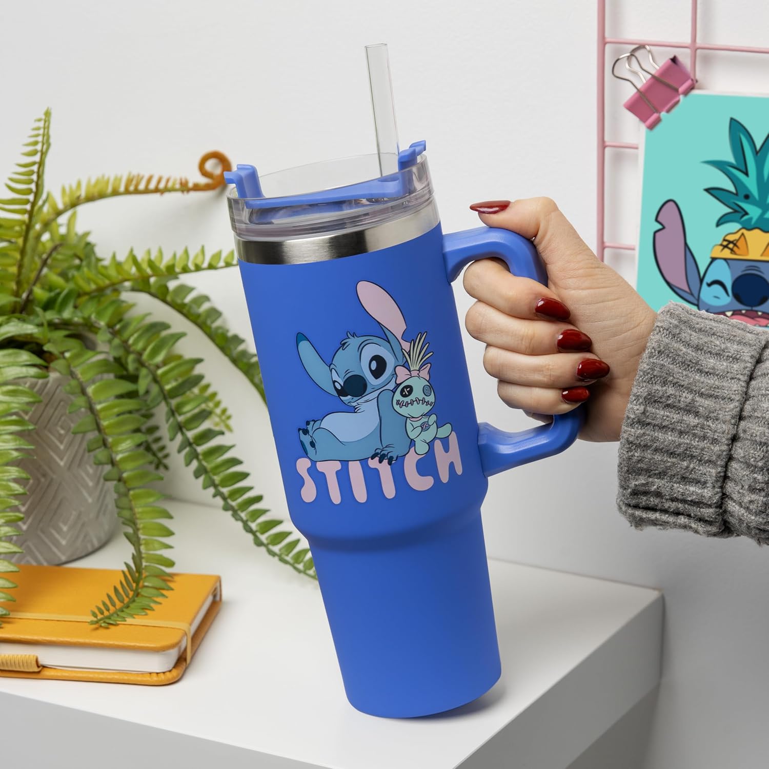 Paladone Tasse de voyage isotherme Disney Stitch avec paille bleue, 900 ml, Produit sous licence officielle avec poignée pour thé glacé ou café
